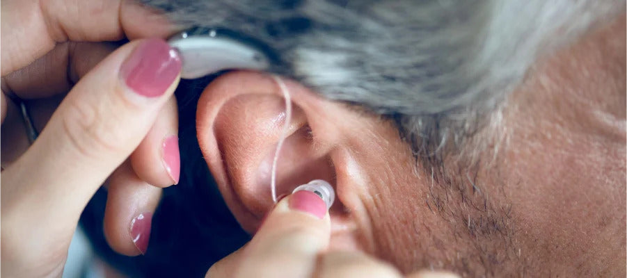 bte-hearing-aids-behind-the-ears-hearing-aids