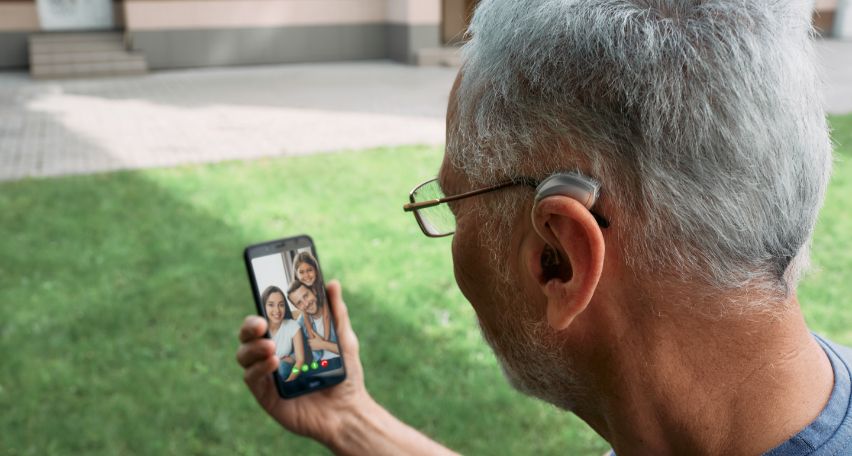 headphone-hearing-aids-1